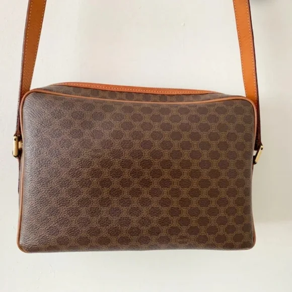 Clean Authentic Vintage Celine Brown Leather Macadam Crossbody - Picture 2 of 11